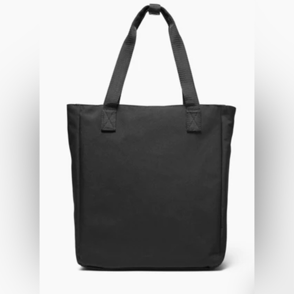 Edgemont- Lo and Sons 

A gently used convertible travel backpack.
